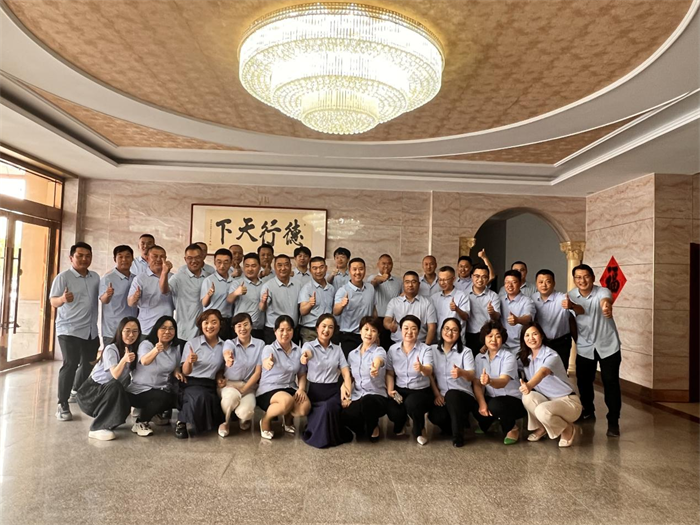未來不負(fù)韶華，繼續(xù)砥礪前行，第一季度總結(jié)大會(huì)順利召開
